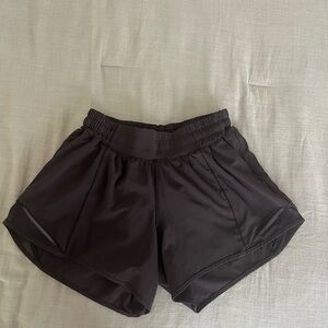 Black Lulu Hotty Hot shorts